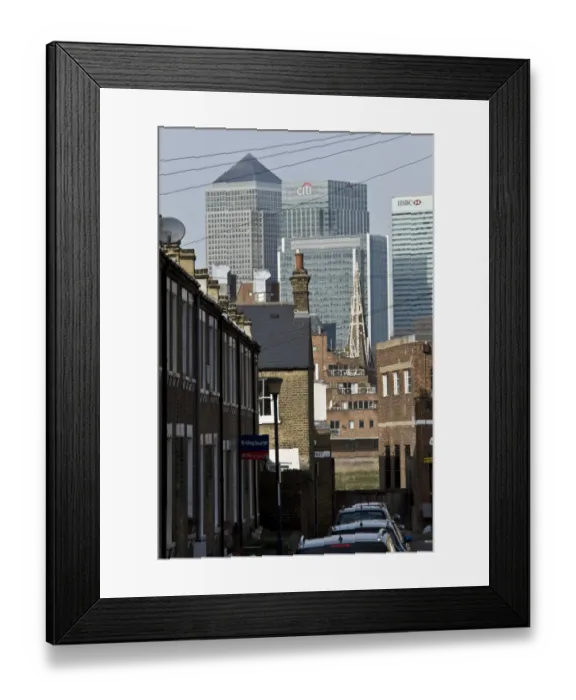 Framed Print : High rise DP077059