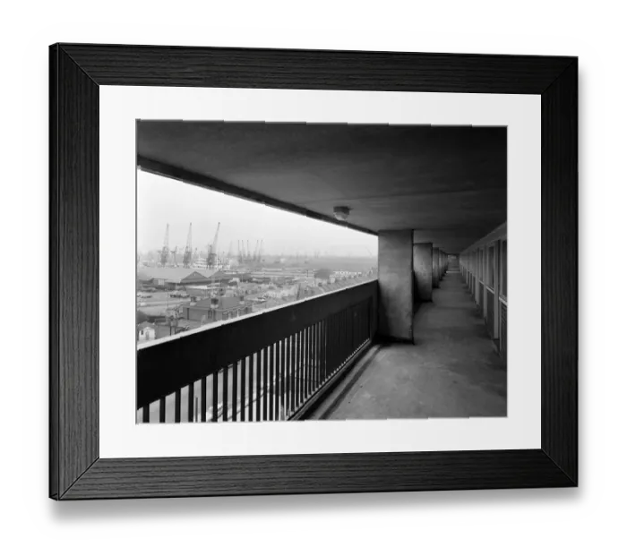 Framed Print : Balcony JLP01_08_083353