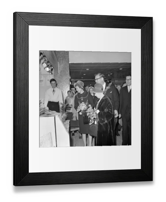 Framed Print : Opening day JLP01_08_067230