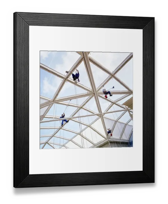 Framed Print : Extreme window cleaning JLP01_1154512_12