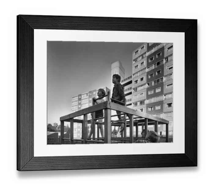 Framed Print : Climbing frame JLP01_08_089089 Framed Print : Climbing frame JLP01_08_089089