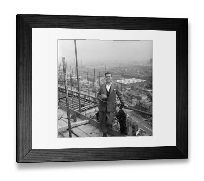 Framed Print : Crane operator JLP01_08_060070
