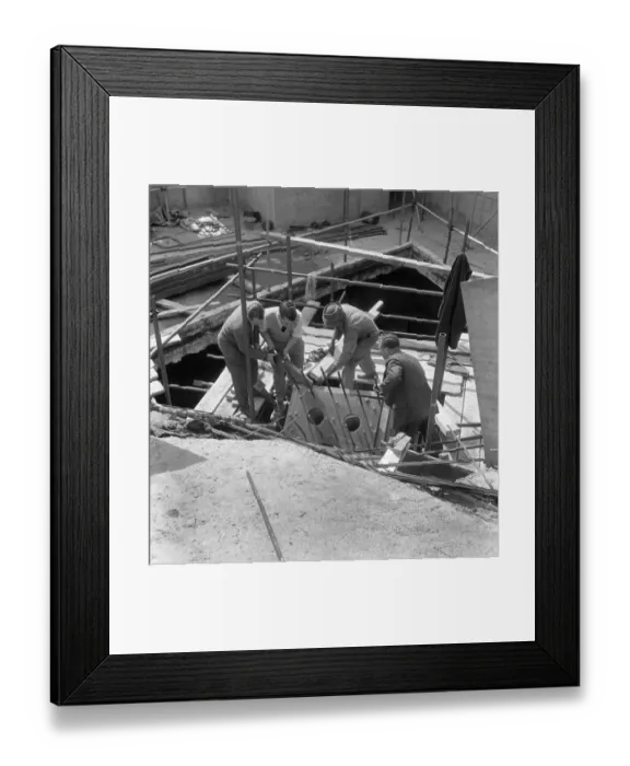 Framed Print : Roof support work JLP01_08_060847 Framed Print : Roof support work JLP01_08_060847