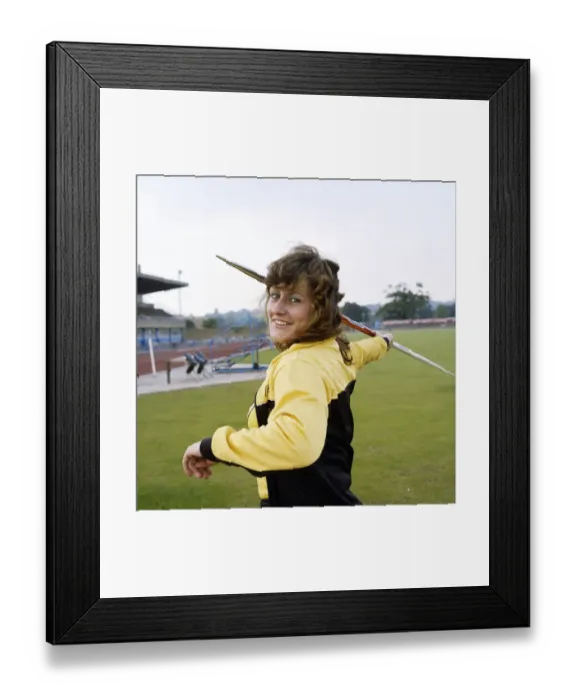 Framed Print : Javelin thrower JLP01_11_23878_02 Framed Print : Javelin thrower JLP01_11_23878_02