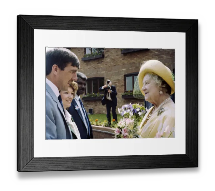 Framed Print : Queen Mother JLP01_11_22616_19