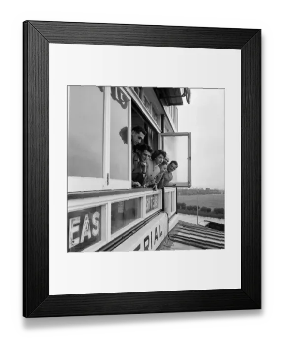 Framed Print : Out the window JLP01_08_021559