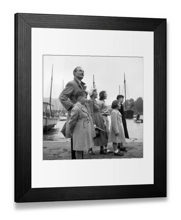 Framed Print : Breathe in that sea air JLP01_08_021440