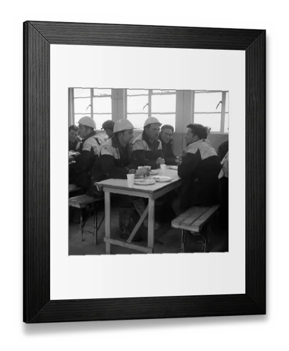 Framed Print : Site canteen JLP01_08_083794