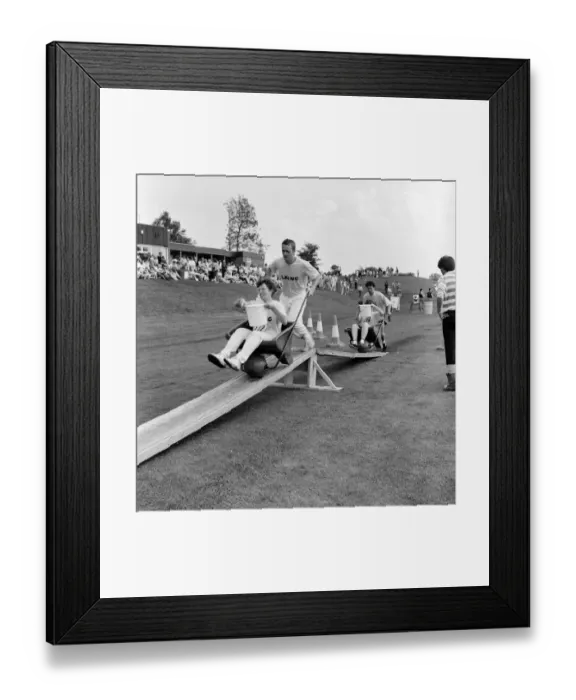 Framed Print : Obstacle race JLP01_09_870770