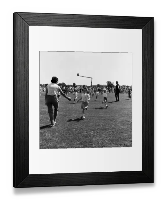 Framed Print : Finish line JLP01_09_860876
