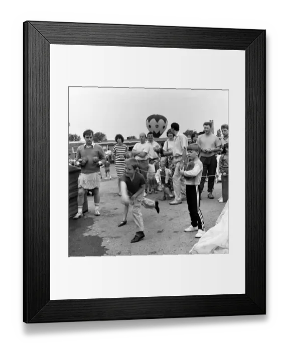 Framed Print : Coconut shy JLP01_09_870766
