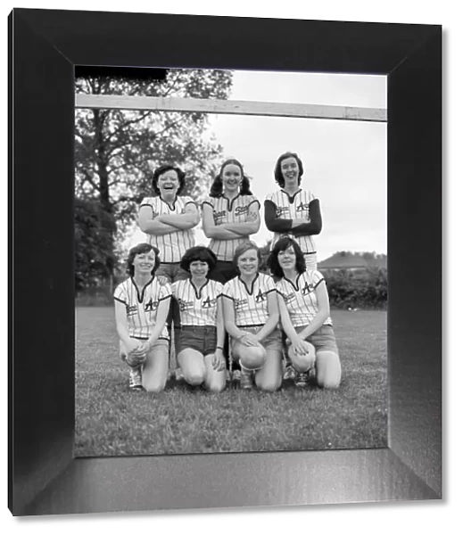 Womens team JLP01_09_771212