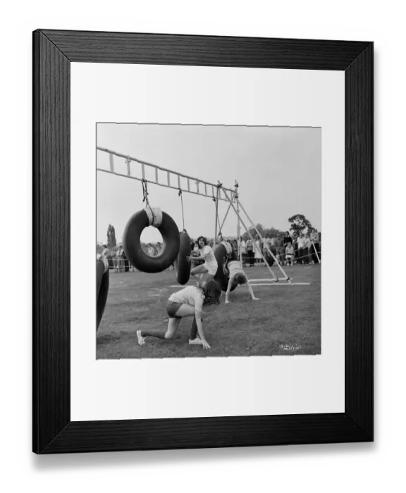 Framed Print : Obstacle race JLP01_09_792074