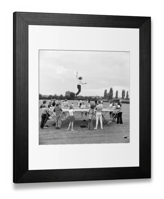 Framed Print : Trampolining JLP01_08_095444 Framed Print : Trampolining JLP01_08_095444