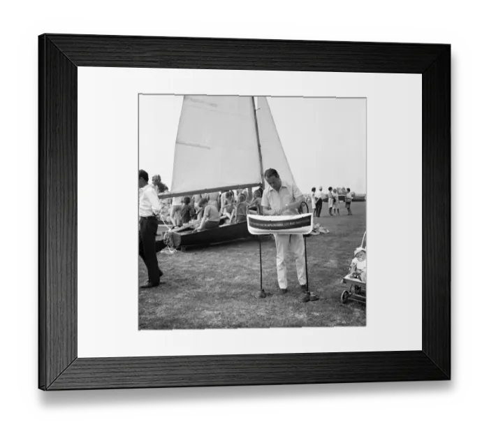 Framed Print : Fund raising JLP01_08_081369