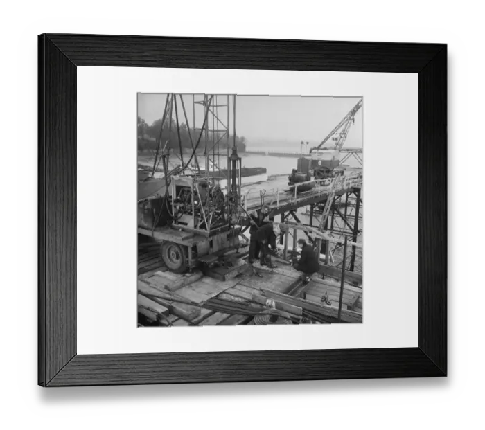 Framed Print : Drilling rig JLP01_08_061509
