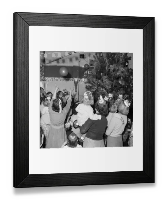 Framed Print : Balloons JLP01_08_202223