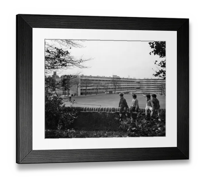 Framed Print : Victoria Park Estate JLP01_08_078264a
