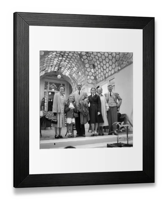 Framed Print : In the pavilion JLP01_08_021418