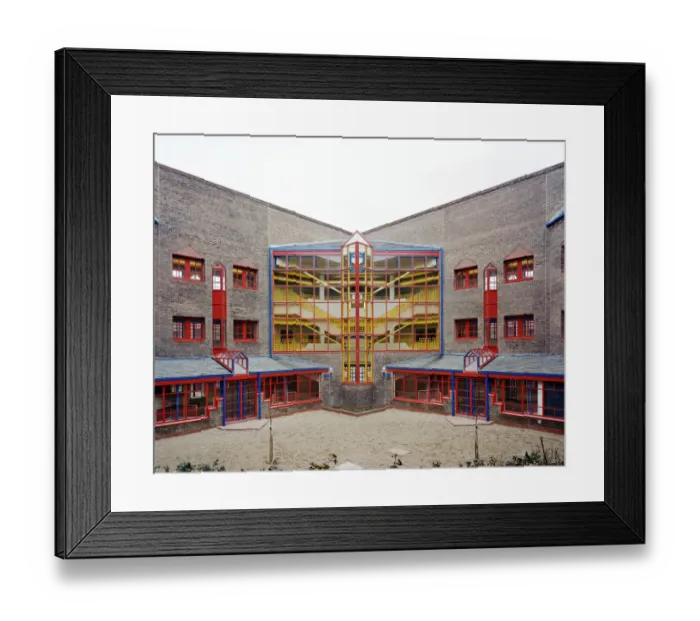 Framed Print : Internal courtyard JLP01_10_26667
