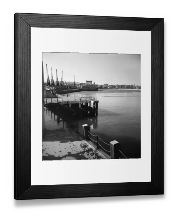 Framed Print : Weymouth Harbour JLP01_07_016_007 Framed Print : Weymouth Harbour JLP01_07_016_007