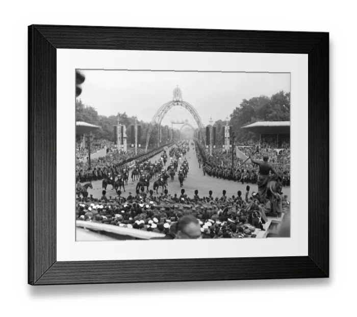 Framed Print : The Mall P_C00422_007