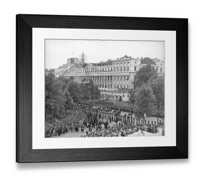 Framed Print : Carlton House Terrace P_C00423_008