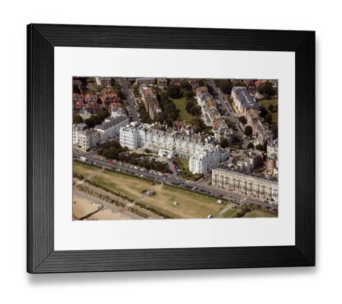 Framed Print : Grand Hotel 33210_034 Framed Print : Grand Hotel 33210_034