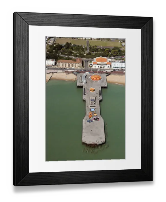 Framed Print : Hastings Pier 33214_021 Framed Print : Hastings Pier 33214_021