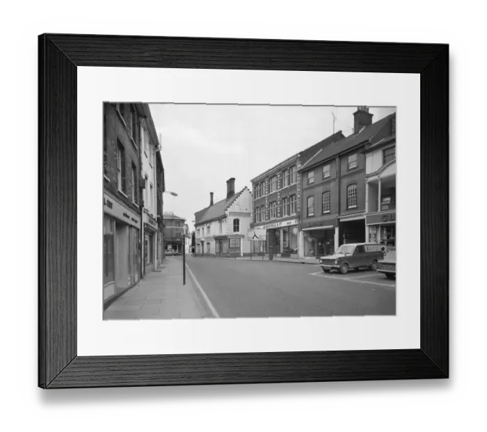 Framed Print : Cross Keys Hotel BB73_03085
