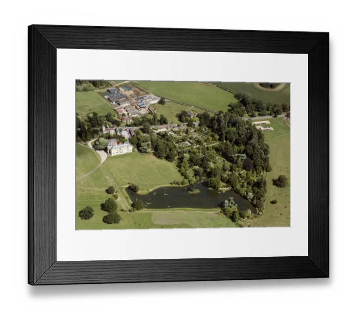 Framed Print : Spetchley Hall 33258_031