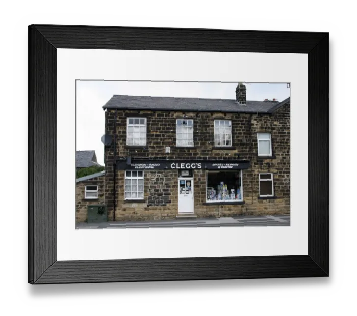Framed Print : Electricals shop EFC01_01_03_130_60279 Framed Print : Electricals shop EFC01_01_03_130_60279