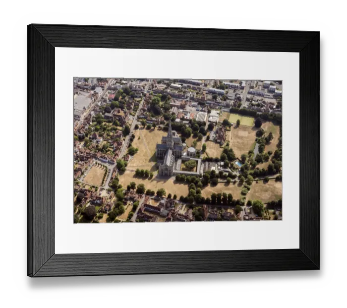 Framed Print : Salisbury Cathedral Close parchmarks 33744_010