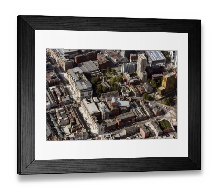 Framed Print : New Briggate 33924_043