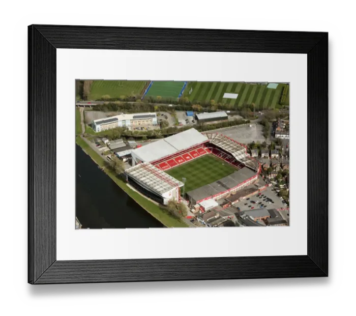 Framed Print : City Ground 35013_042