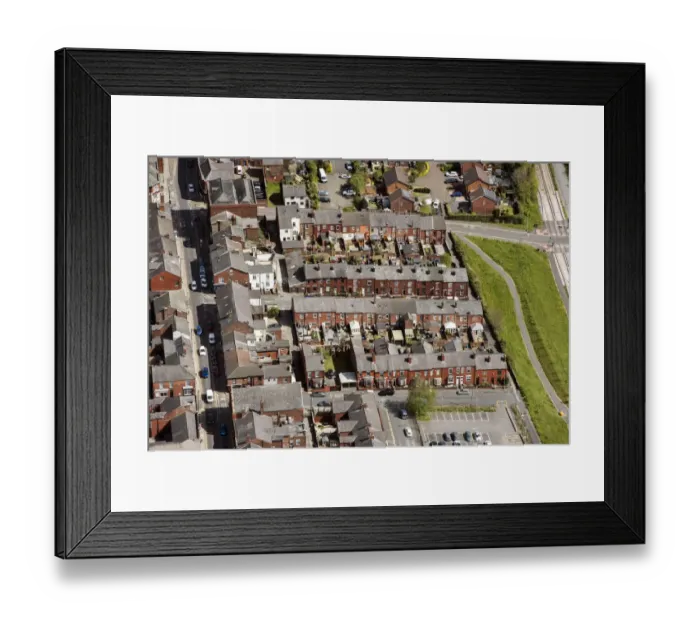 Framed Print : Terraced housing 35019_012 Framed Print : Terraced housing 35019_012
