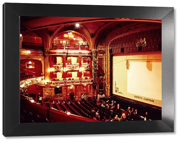 Bristol Hippodrome Theatre NWC01_01_1517