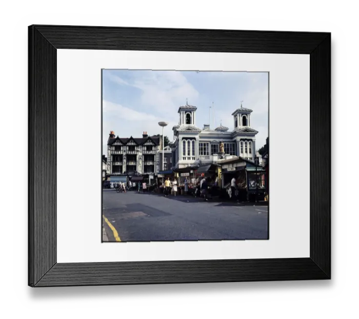 Framed Print : Kingston market MBC01_02_005