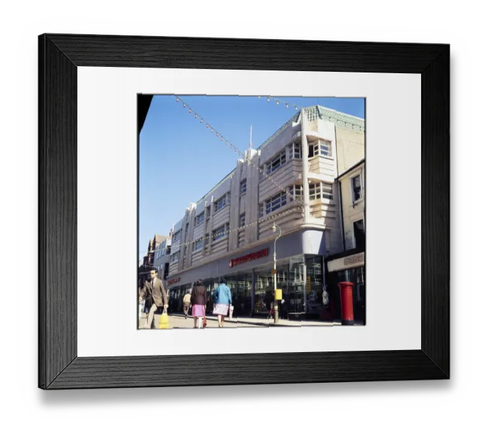 Framed Print : Woolworths in Weymouth MBC01_01_017