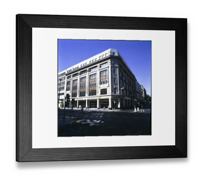 Framed Print : Oxford Street flagship store MBC01_03_031