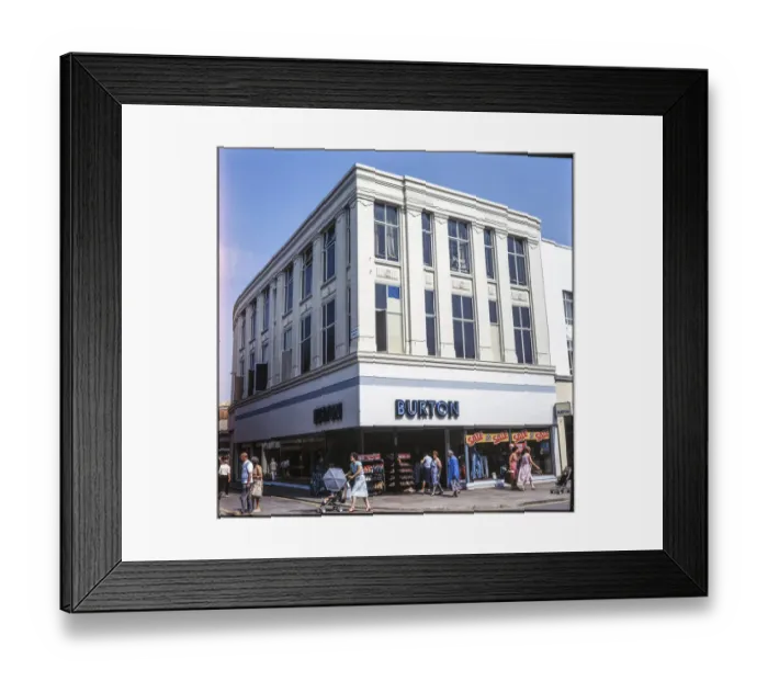 Framed Print : Burton in Portsmouth MBC01_04_088