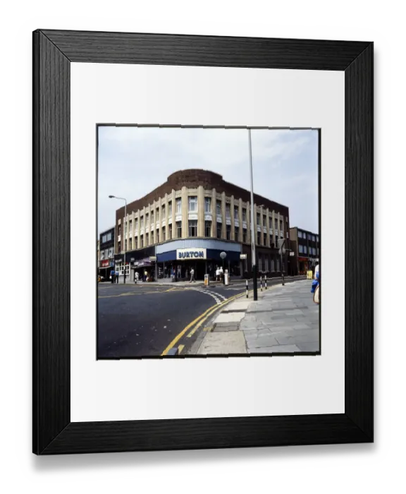 Framed Print : Burton in Hornchurch MBC01_04_307 Framed Print : Burton in Hornchurch MBC01_04_307