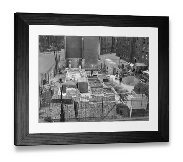 Framed Print : Repairing Milbank Estate P_H00261_001