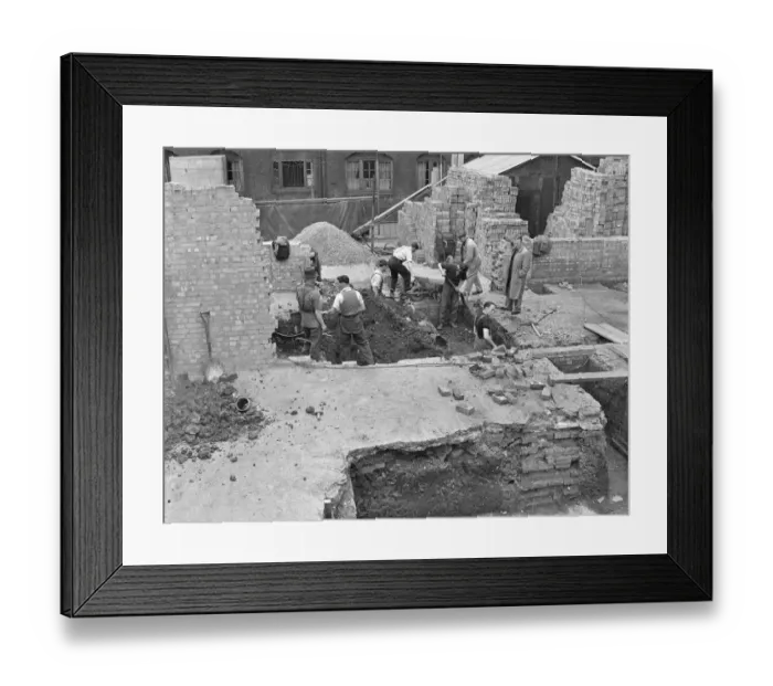 Framed Print : Repairing Wedmore Estate P_H00258_001