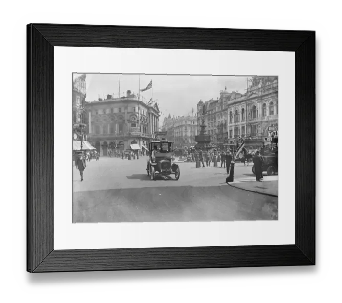 Framed Print : Piccadilly Circus WES01_01_02