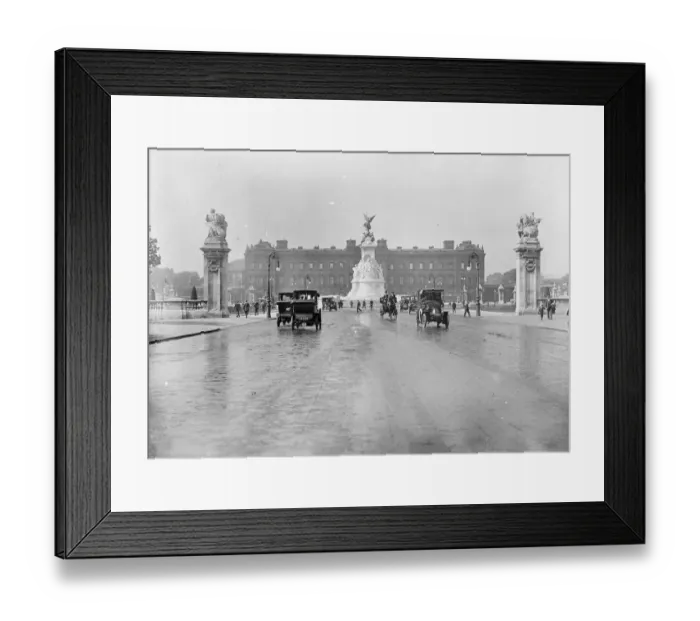 Framed Print : Driving to Buckingham Palace WES01_01_04 Framed Print : Driving to Buckingham Palace WES01_01_04