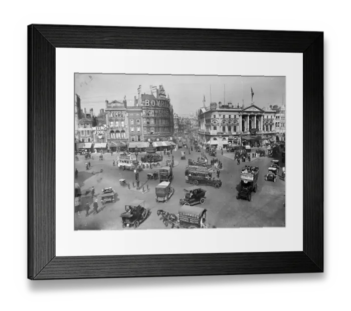 Framed Print : Piccadilly Circus WES01_01_08