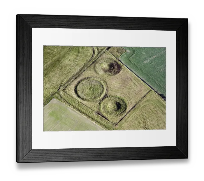 Framed Print : Everleigh Barrows 33415_041