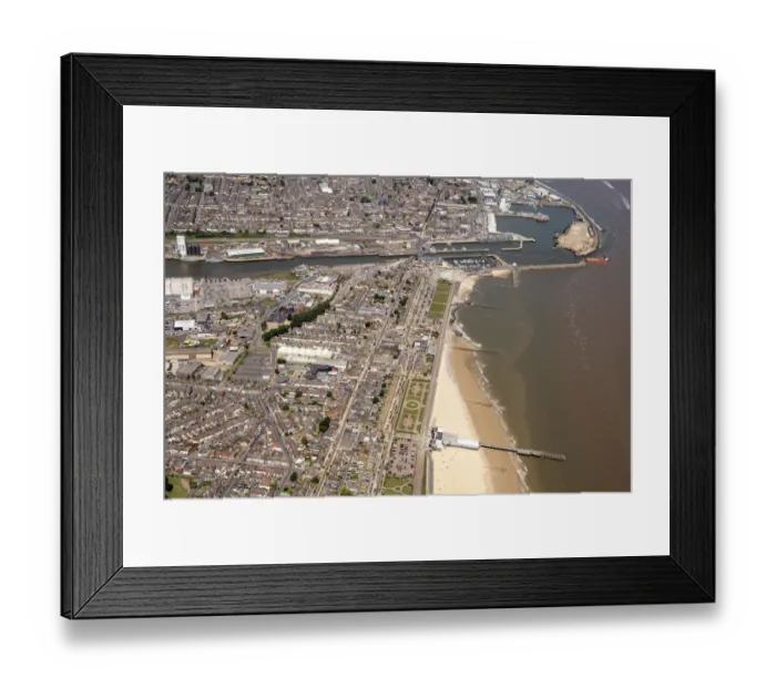 Framed Print : Lowestoft 35092_002 Framed Print : Lowestoft 35092_002