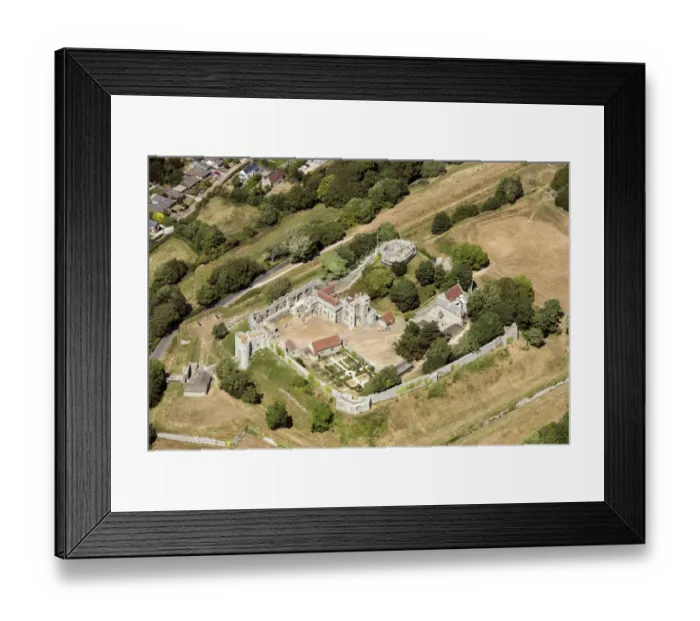 Framed Print : Carisbrooke Castle 33727_002